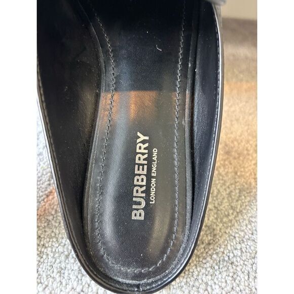 Nearly NEW Burberry cut out mules, black leather, Sz 38, $590 - Picture 2 of 7